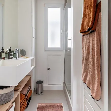 Enchanting 1bd Apartmenteiffel Tower River Banks París